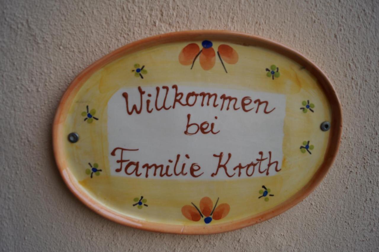 Weingut Eduard Kroth Briedel Εξωτερικό φωτογραφία